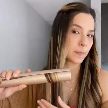 Piastra 2-in-1 – Attira gli sguardi con morbidi ricci o una lisciatura perfetta
